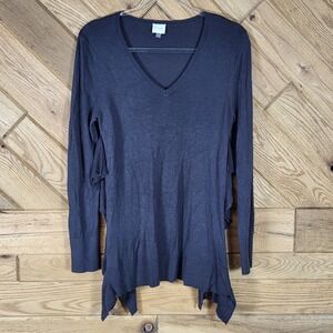 Cupio Sweater Women Medium ? Ruffle Side Sharkbite Hem V-Neck Long Sleeve Gray
